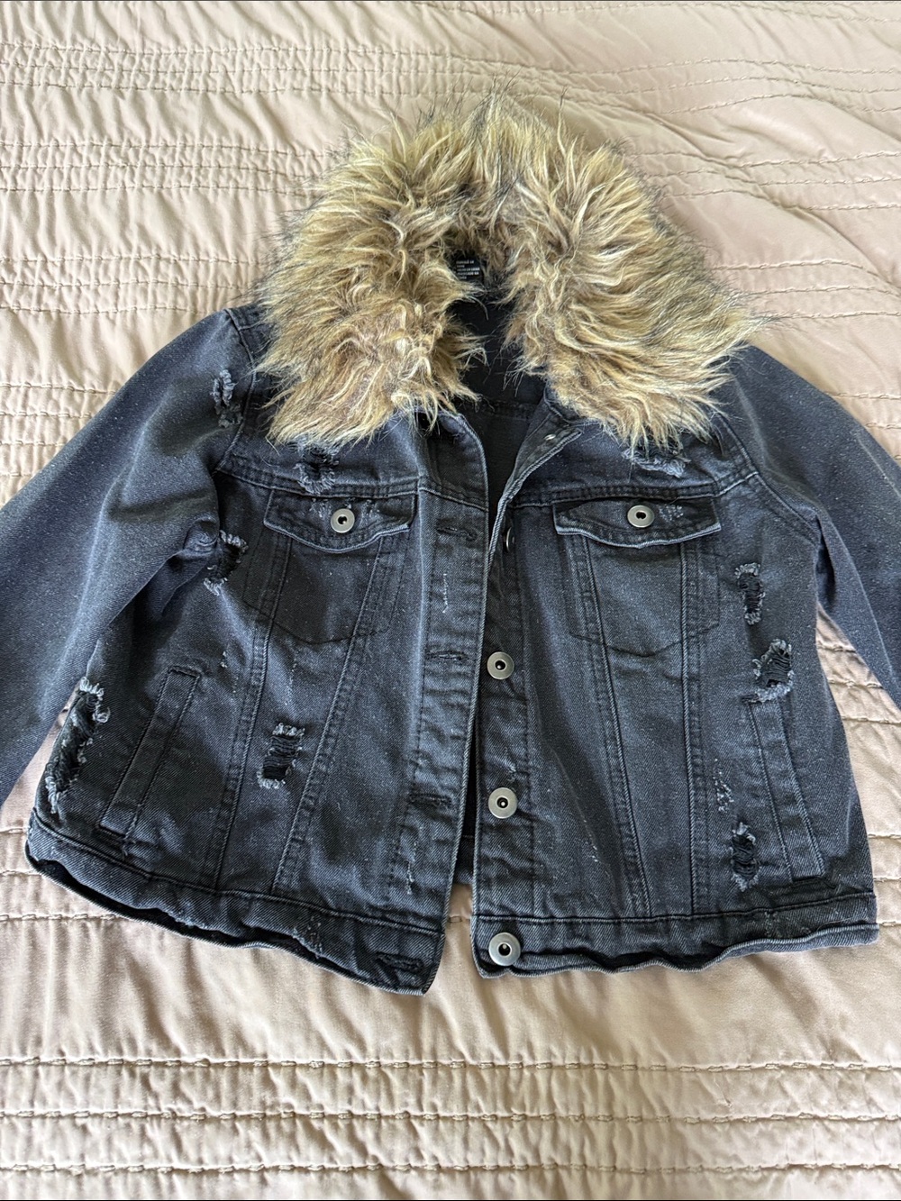 Forever 21 Black Distressed Denim Jacket with Faux Fur Trim